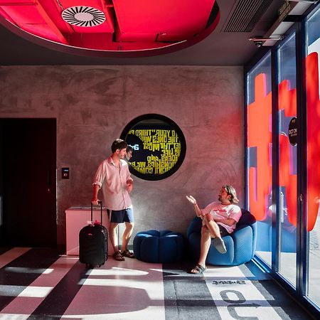 Amistat City Hostel Barcelona Eksteriør billede