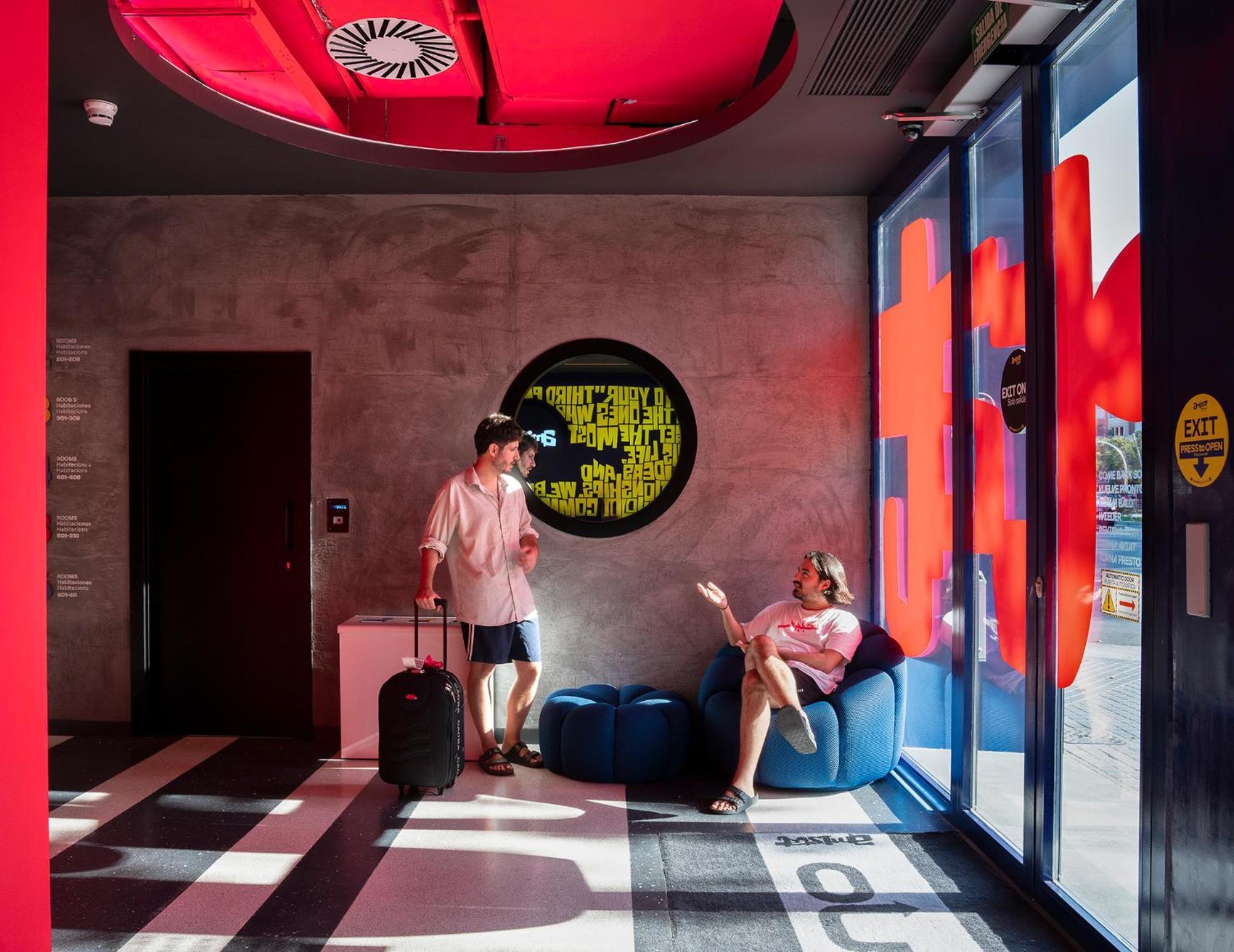Amistat City Hostel Barcelona Eksteriør billede