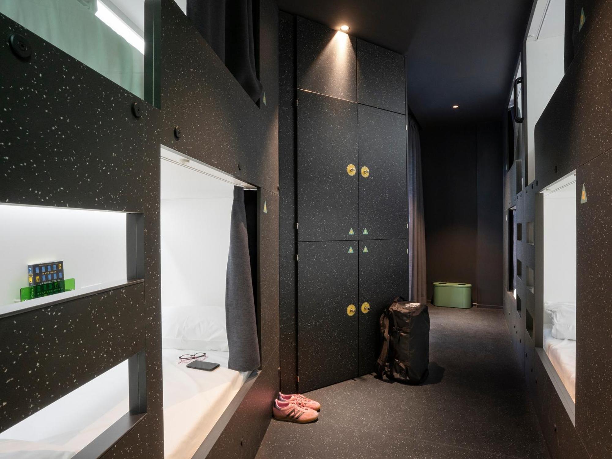 Amistat City Hostel Barcelona Eksteriør billede