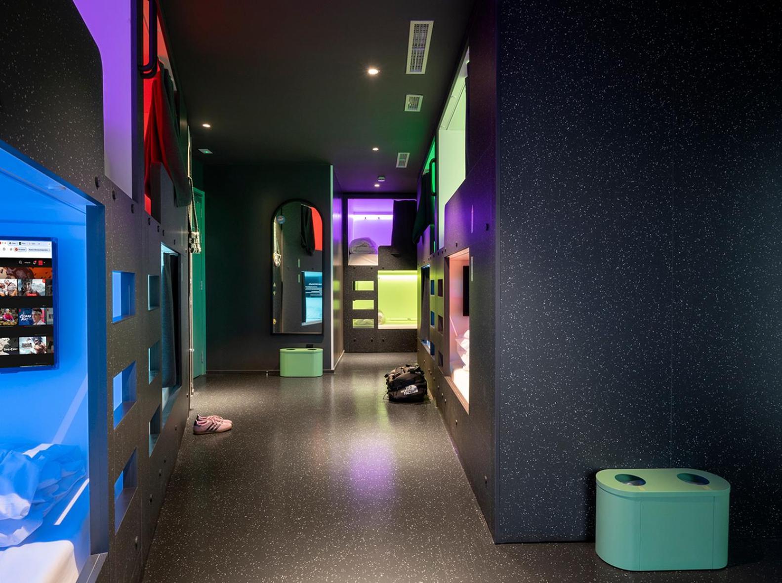 Amistat City Hostel Barcelona Eksteriør billede